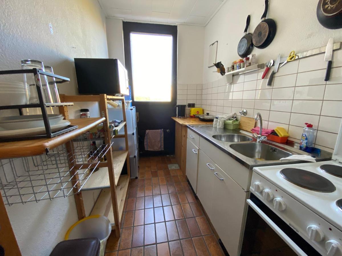Private Room With Free Parking Koblenz  Bagian luar foto